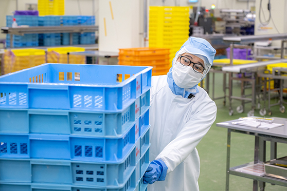 原料在庫確認と製造組み立て・ライン管理（出荷前最終確認）